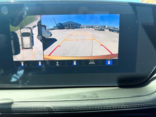 Used 2026 Buick Encore GX Avenir w/ Avenir Technology Package FWD image 35