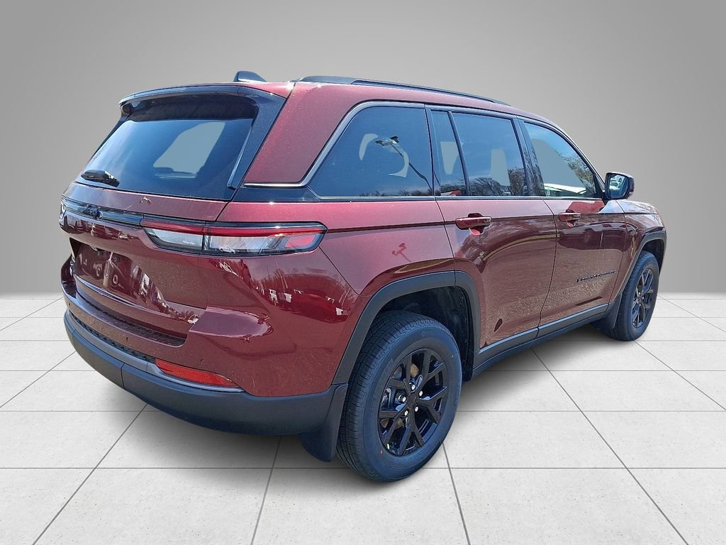 New 2026 Jeep Grand Cherokee Altitude AWD/4WD image 4