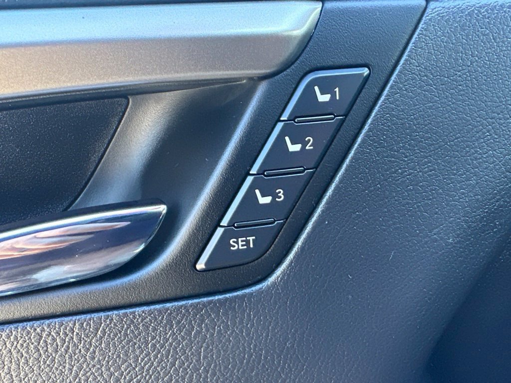 Used 2020 Lexus RX 350 AWD w/ Premium Package image 19