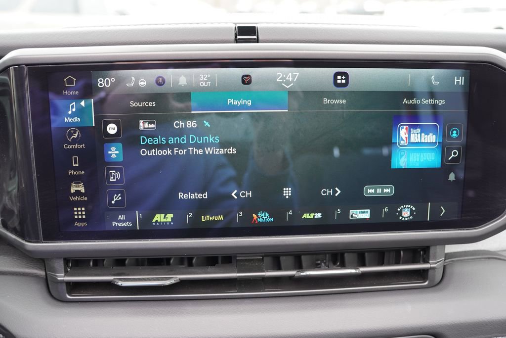 Certified 2025 Jeep Wrangler Unlimited Sahara w/ Safety Group image 23