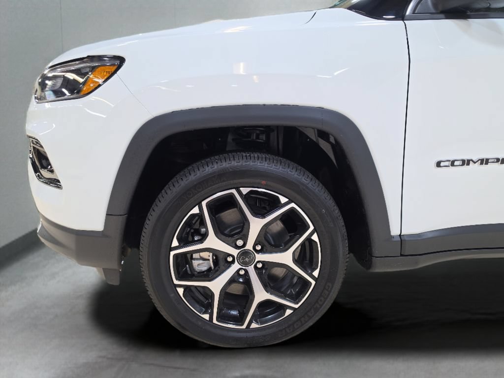 New 2026 Jeep Compass Limited AWD/4WD image 24