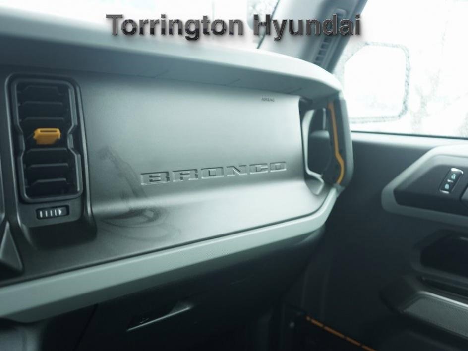 Used 2021 Ford Bronco Badlands w/ Sasquatch Package image 23