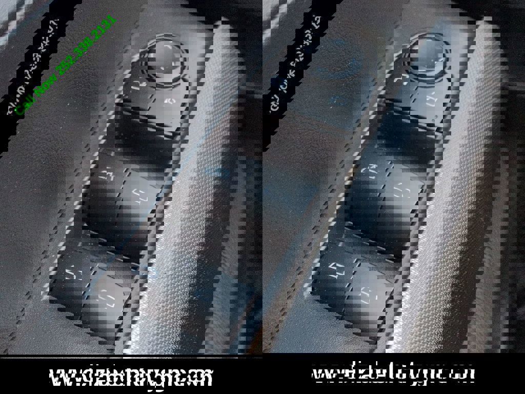 Used 2024 GMC Canyon Elevation image 21