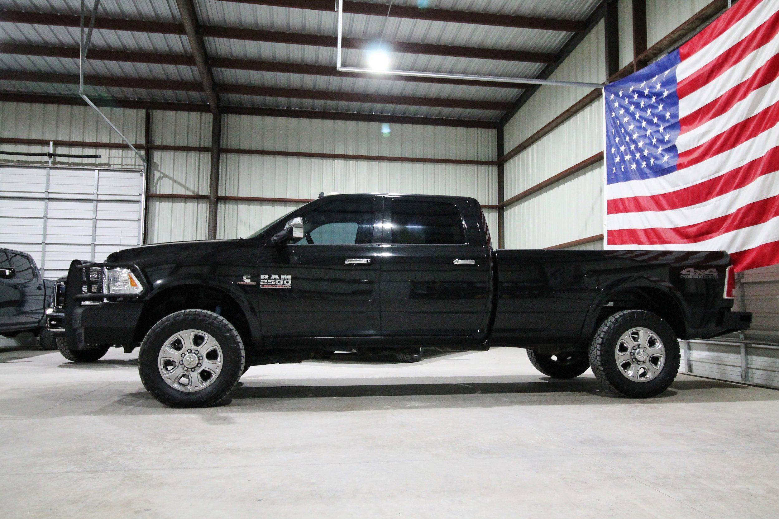 Used 2017 RAM 2500 Laramie w/ Convenience Group AWD/4WD image 6