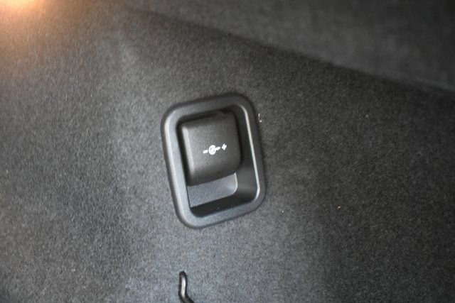 Used 2018 BMW X1 xDrive28i image 40