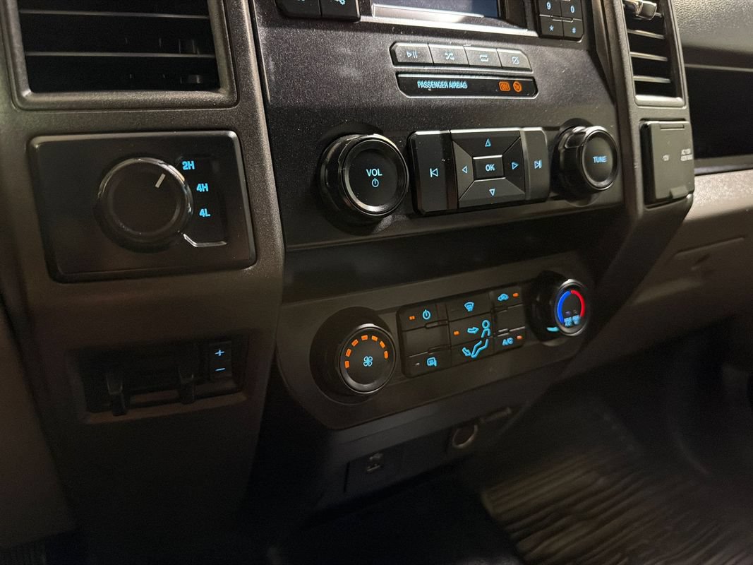 Used 2022 Ford F350 XL w/ Power Equipment Group AWD/4WD image 21