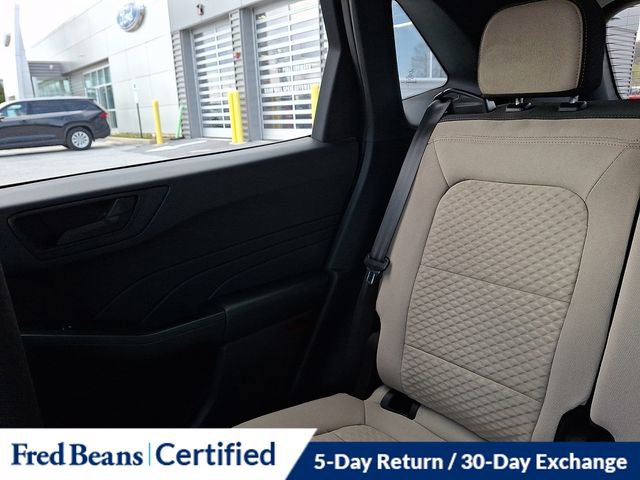 Certified 2022 Ford Escape SE w/ Cold Weather Package AWD/4WD image 19