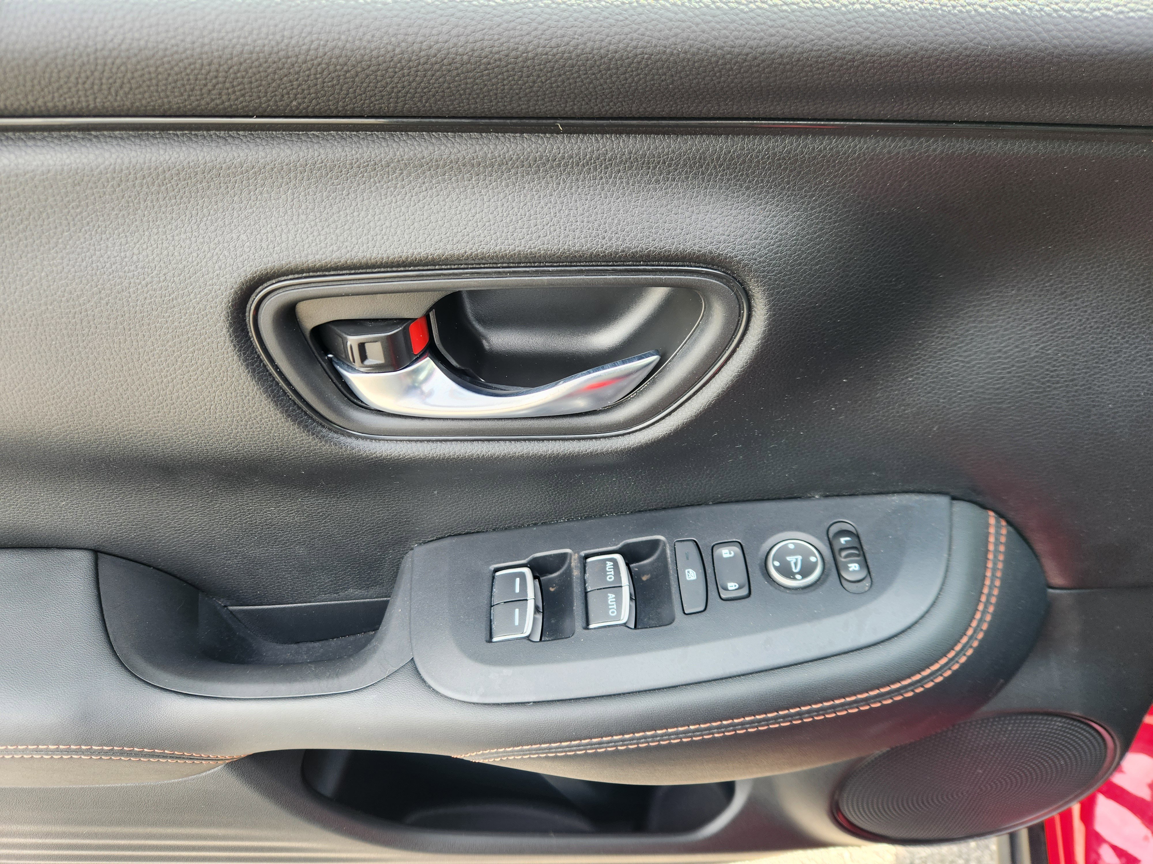 Used 2023 Honda HR-V Sport image 16