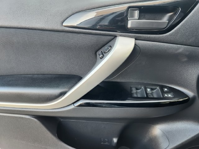 Used 2025 Mitsubishi Eclipse Cross LE AWD/4WD image 25