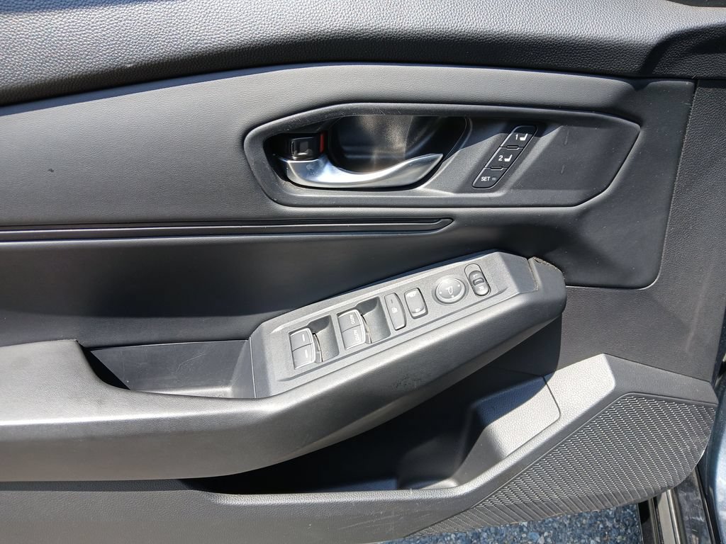 Used 2023 Honda Accord EX-L image 23