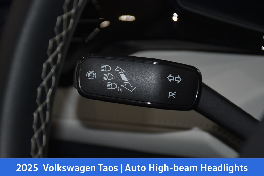 Used 2025 Volkswagen Taos S AWD/4WD image 11