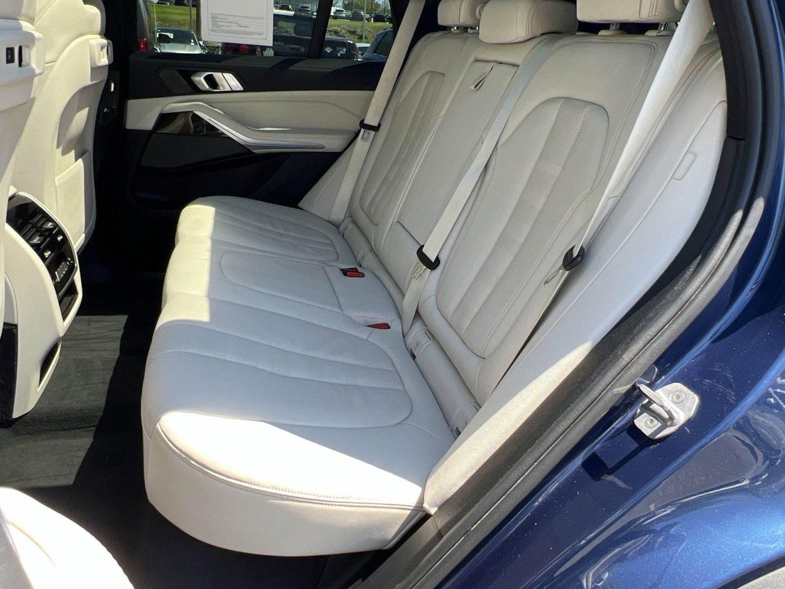 Used 2020 BMW X5 xDrive40i w/ Premium Package AWD/4WD image 29
