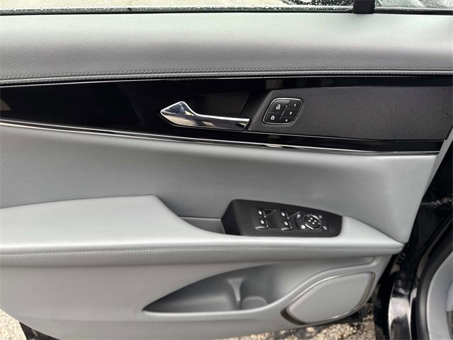 Used 2022 Lincoln Nautilus Reserve image 15