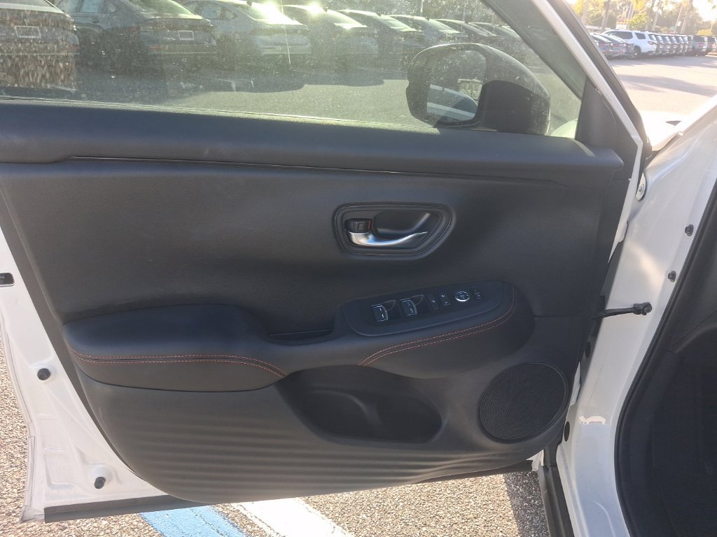 Used 2025 Honda HR-V Sport image 20