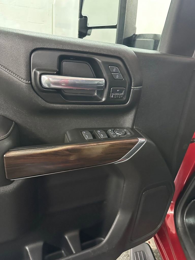 Used 2020 GMC Sierra 2500 SLT w/ SLT Convenience Package AWD/4WD image 9