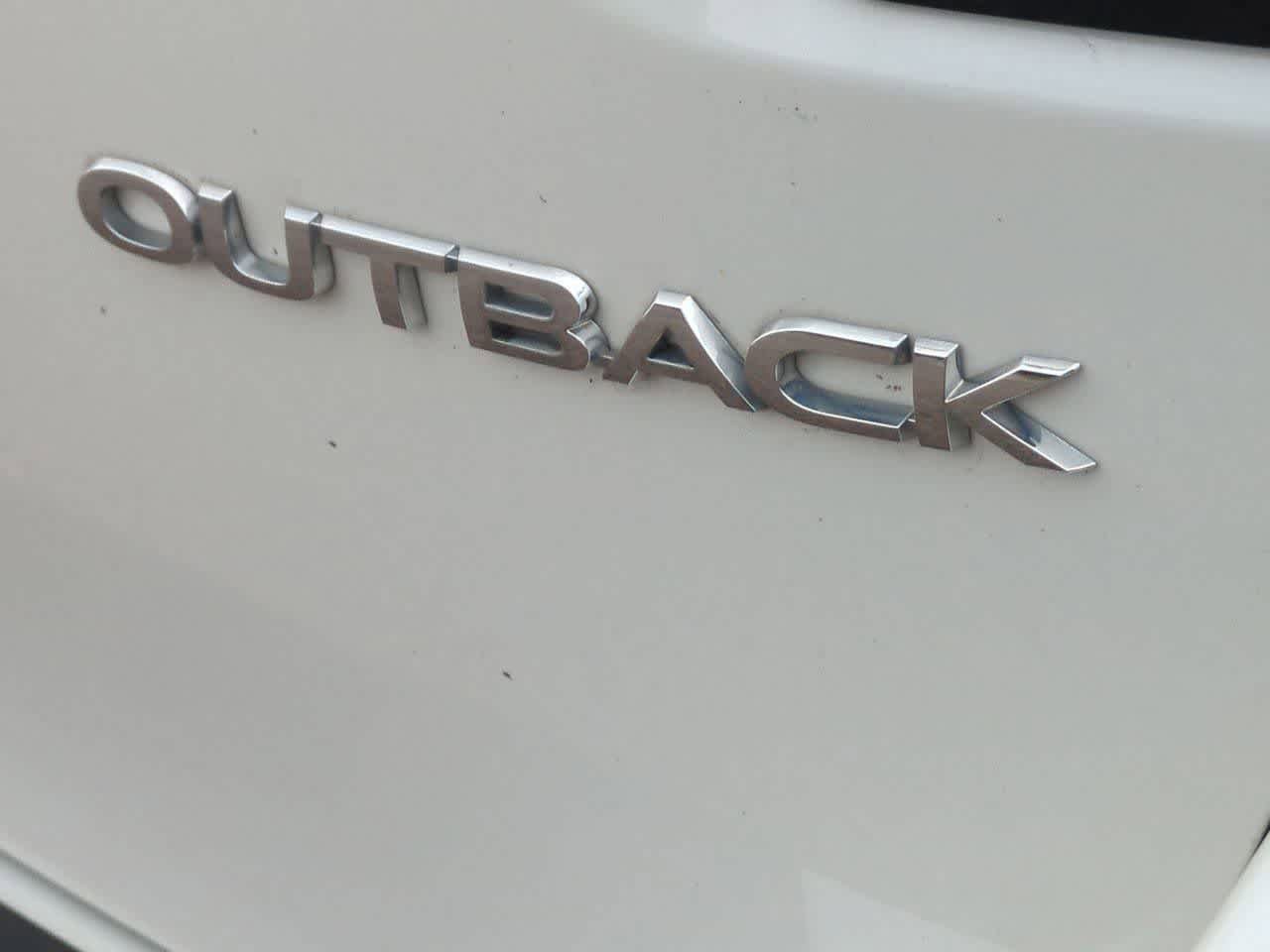 Used 2023 Subaru Outback Limited AWD/4WD image 12