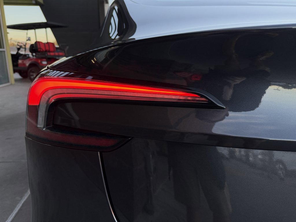 Used 2025 Tesla Model 3 image 14