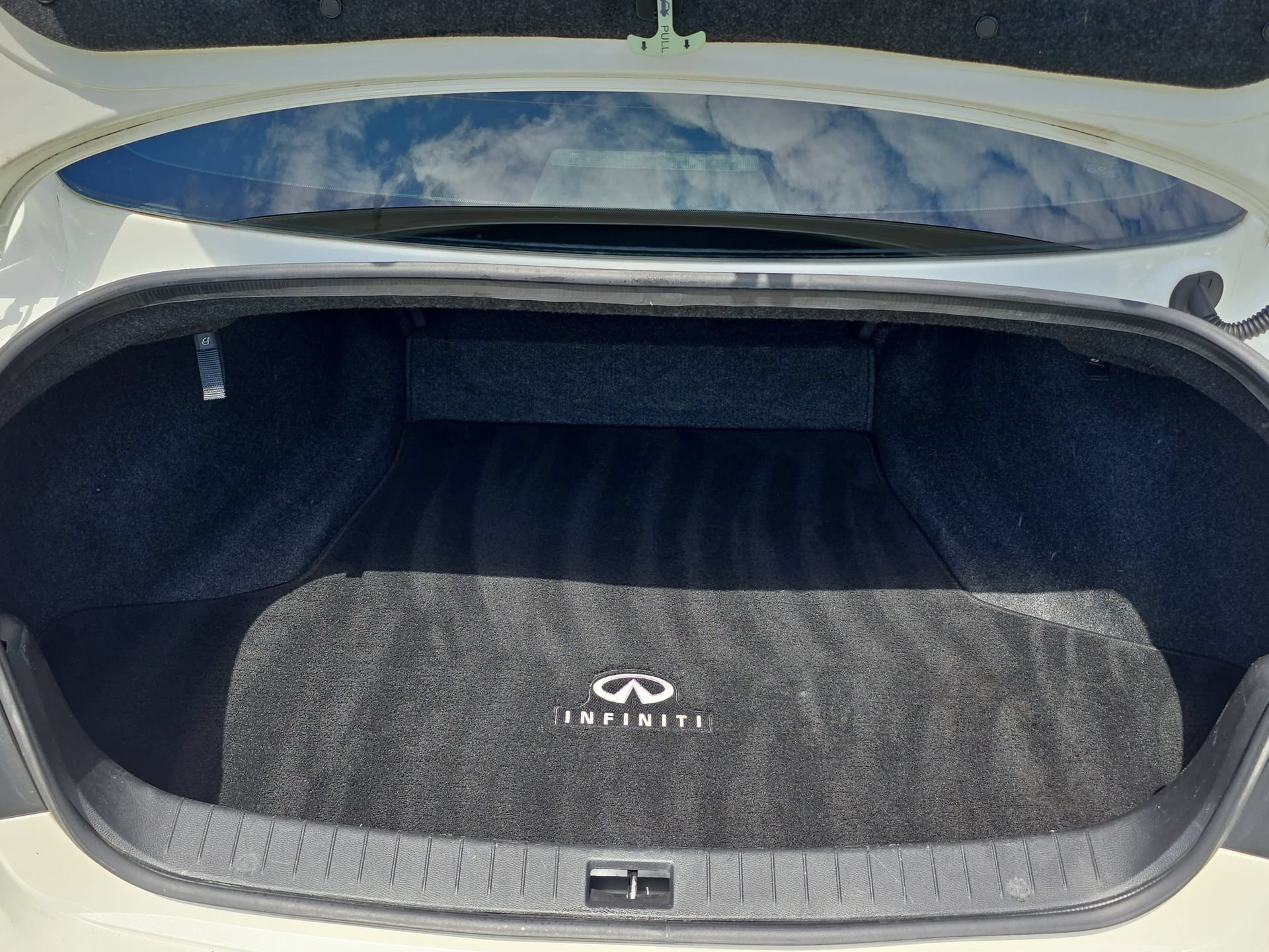 Certified 2017 INFINITI Q50 Signature Edition w/ Cargo Package (L95) RWD image 13