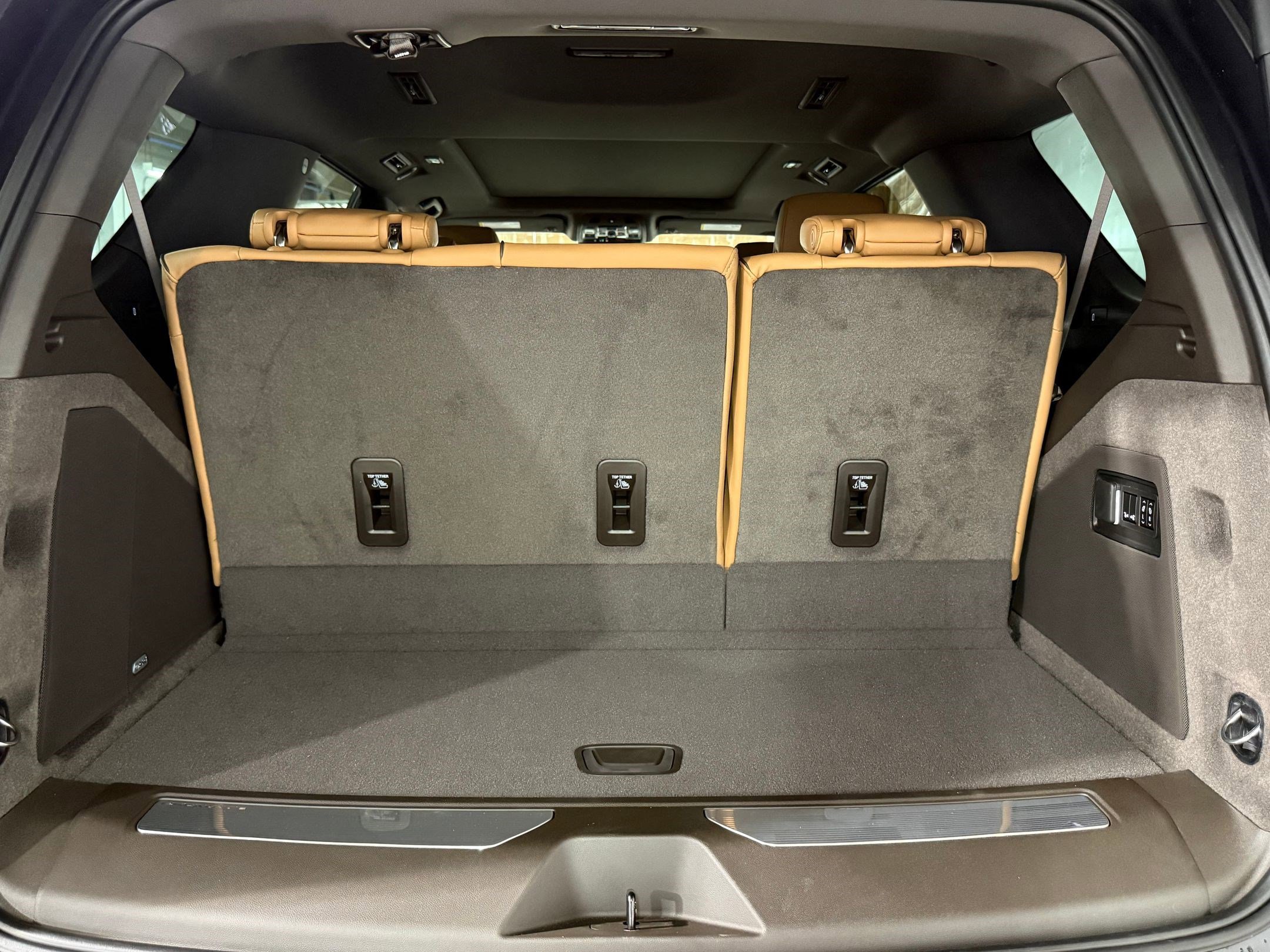 Certified 2026 Cadillac Escalade Luxury image 48