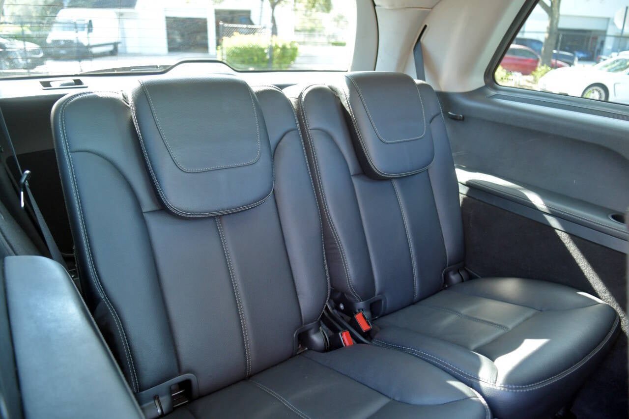 Used 2011 Mercedes-Benz GL 450 4MATIC image 40
