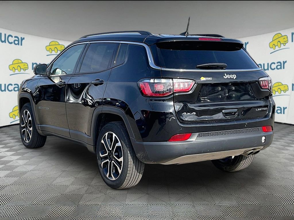 Used 2022 Jeep Compass Limited image 4