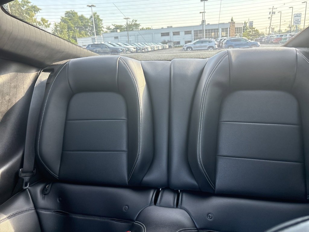 Used 2016 Ford Mustang GT Premium image 12