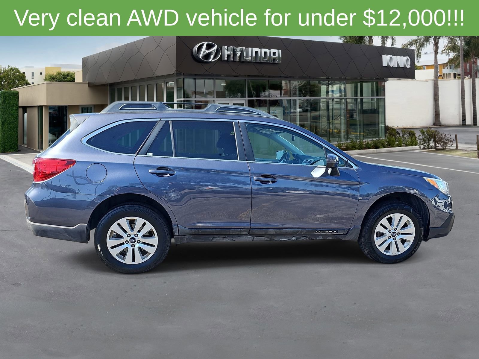 Used 2016 Subaru Outback 2.5i Premium AWD/4WD image 2