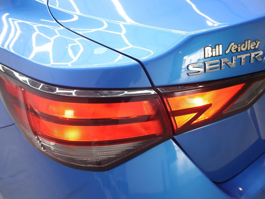 Used 2023 Nissan Sentra SV FWD image 30