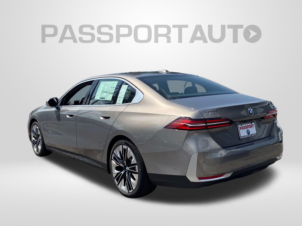 New 2027 BMW 530i xDrive w/ Premium Package AWD/4WD image 3