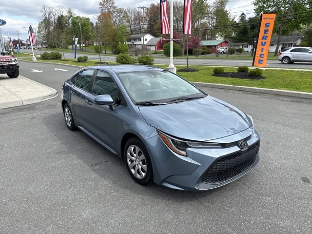 Used 2020 Toyota Corolla LE FWD image 4