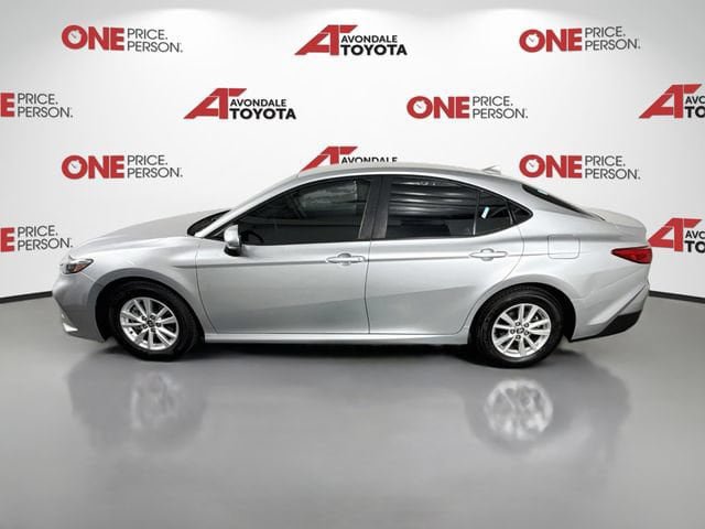 Certified 2025 Toyota Camry LE FWD image 5