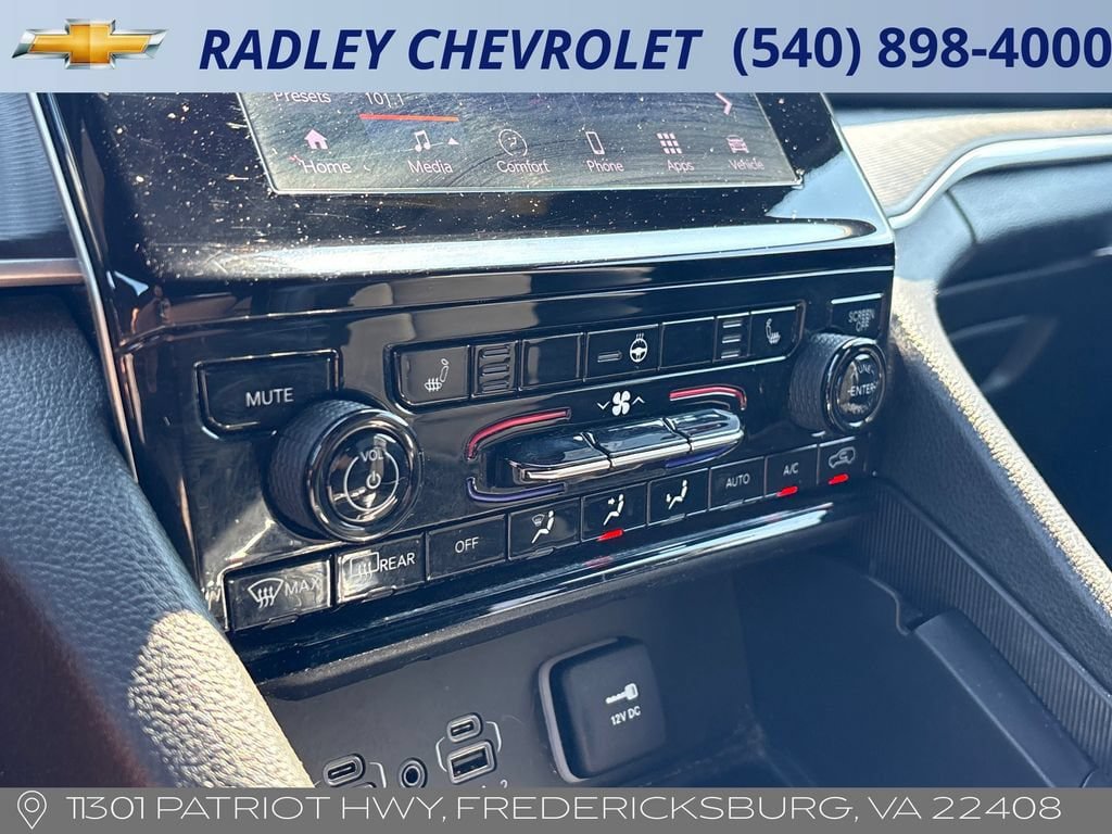 Used 2024 Jeep Grand Cherokee Altitude AWD/4WD image 10