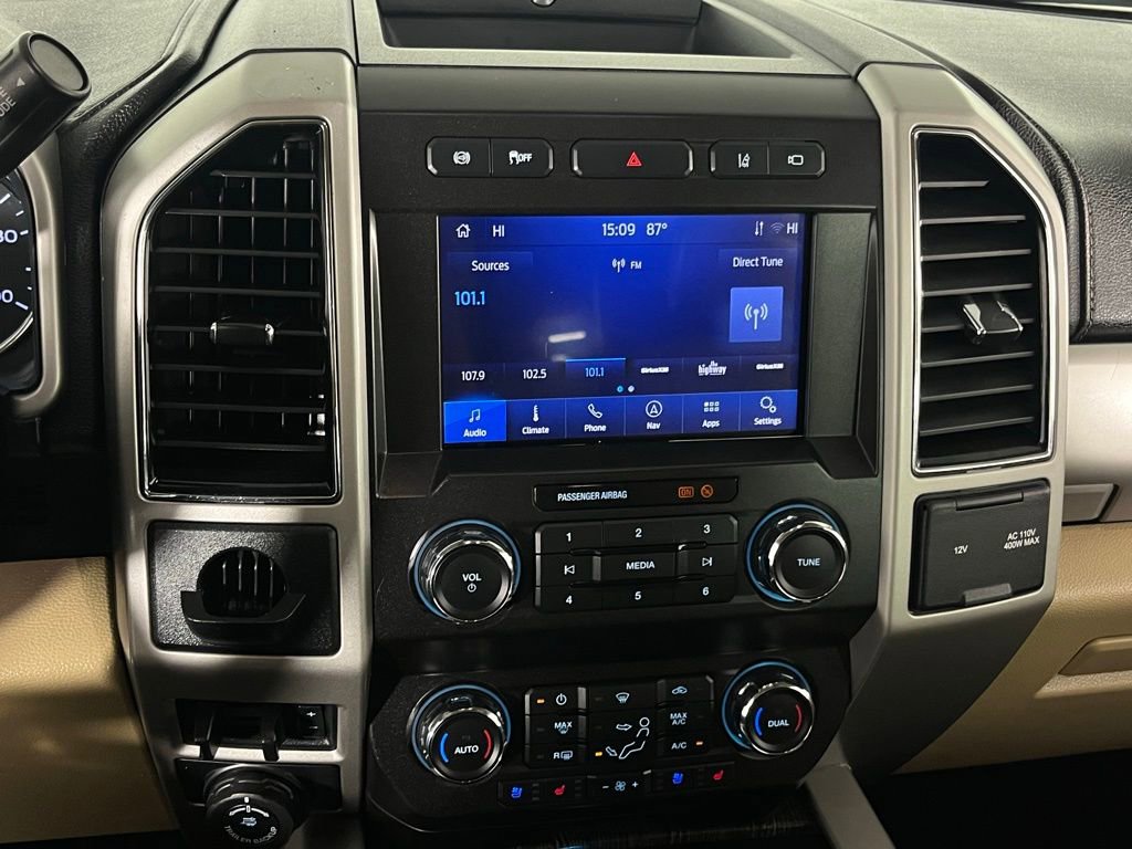 Used 2020 Ford F250 Lariat w/ Chrome Package image 19