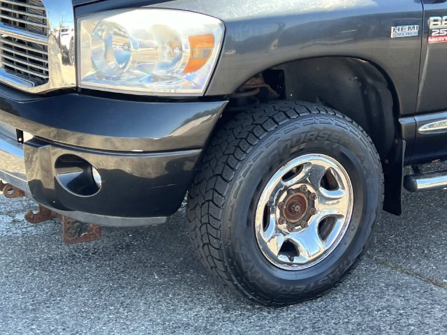 Used 2007 Dodge Ram 2500 Truck Laramie w/ Trailer Tow Group AWD/4WD image 9