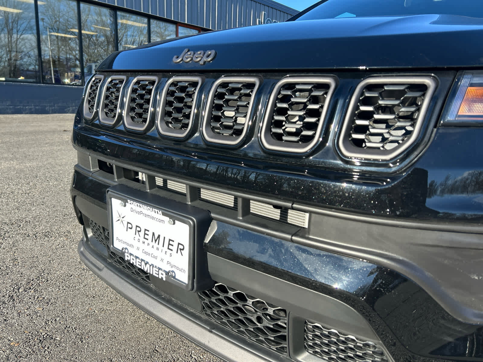 New 2026 Jeep Compass Latitude AWD/4WD image 14