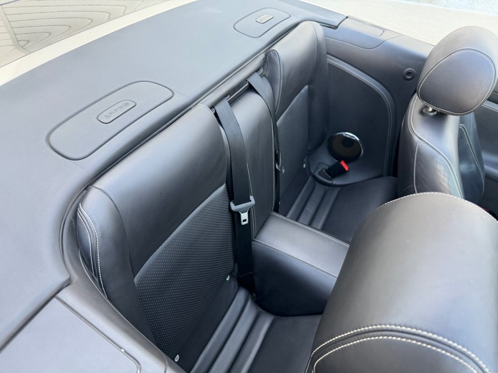 Used 2010 Jaguar XKR R RWD image 21