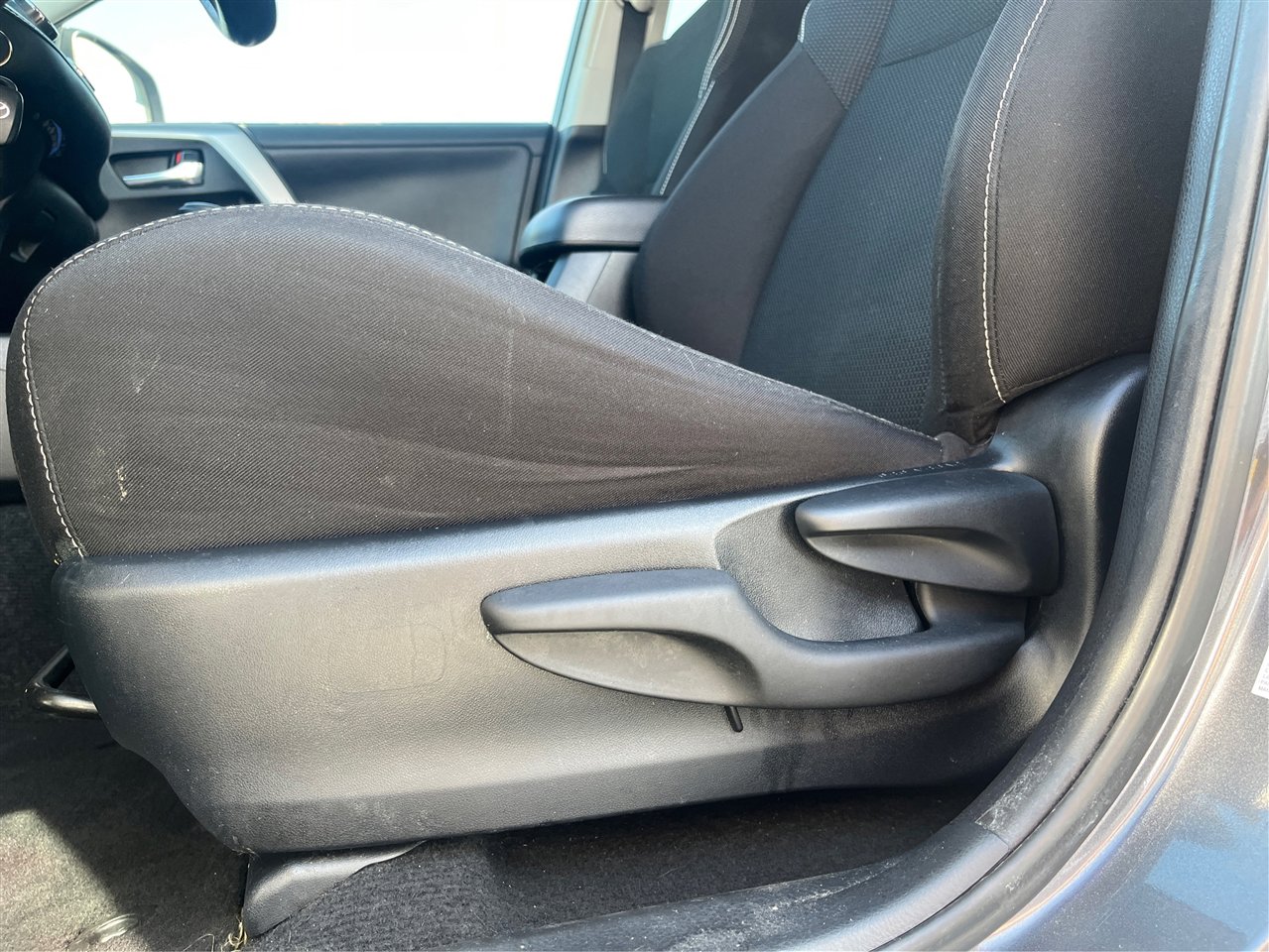 Used 2017 Toyota RAV4 XLE w/ Plus Special Value Package image 19