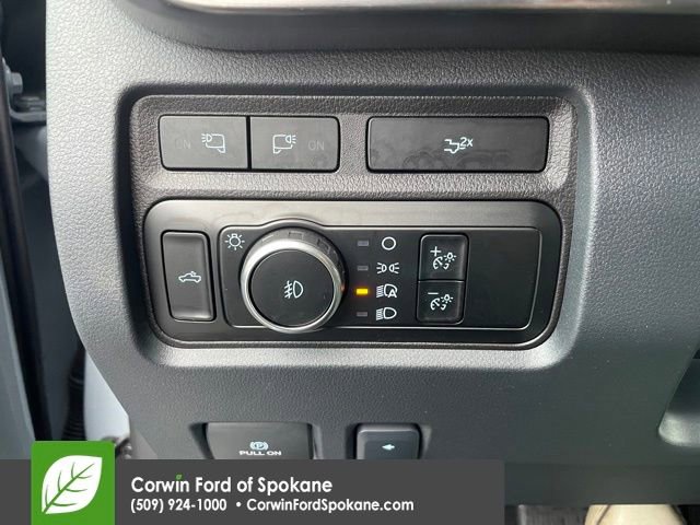 Certified 2024 Ford F250 Lariat w/ Chrome Package image 30