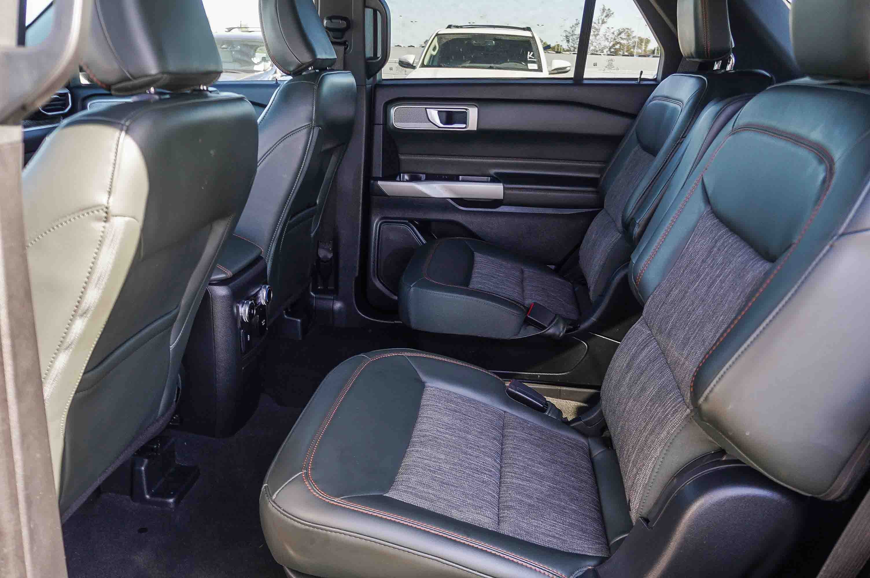 Used 2023 Ford Explorer Timberline w/ Timberline Technology Package AWD/4WD image 19