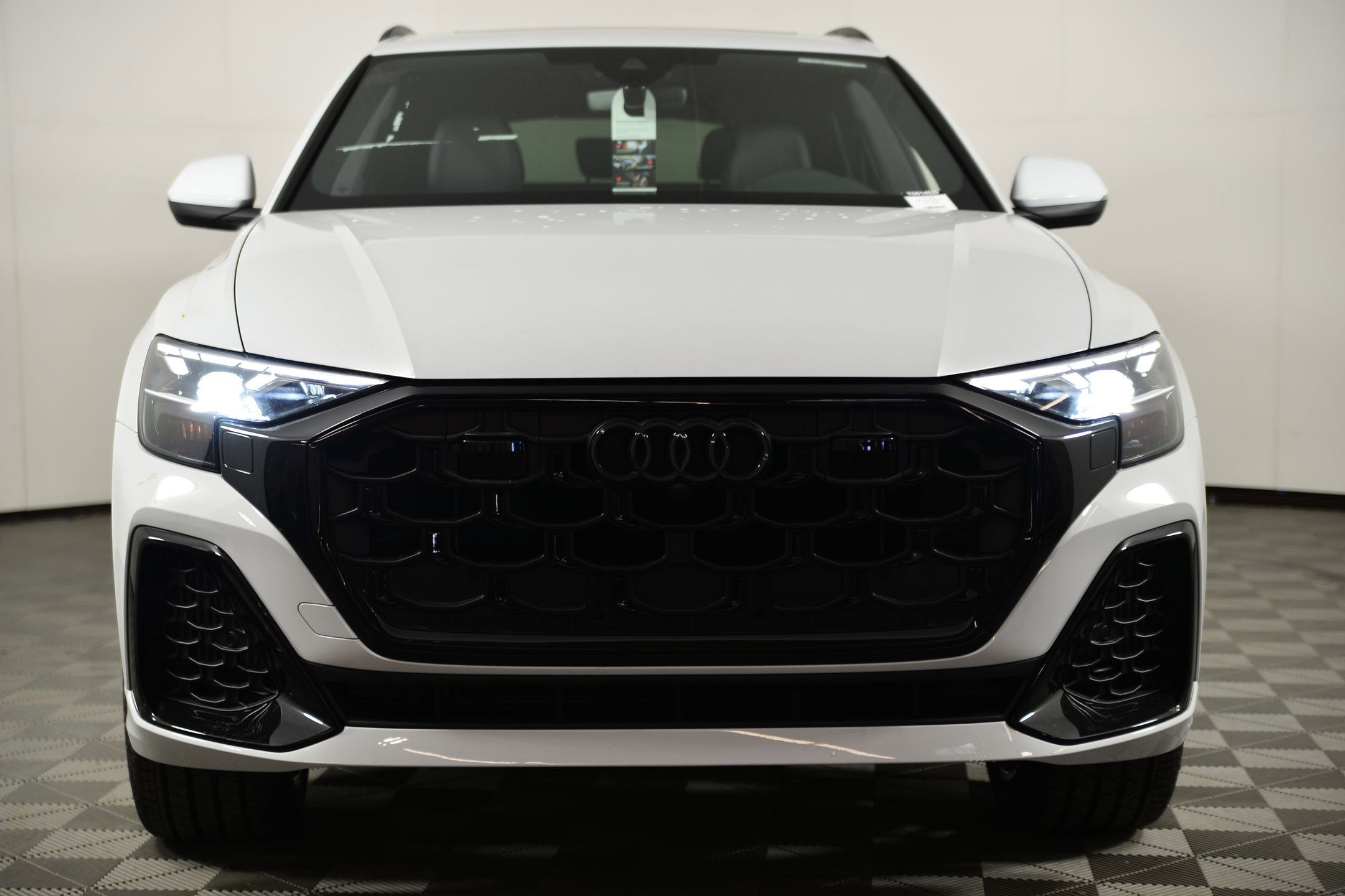 New 2026 Audi Q8 Premium Plus image 5