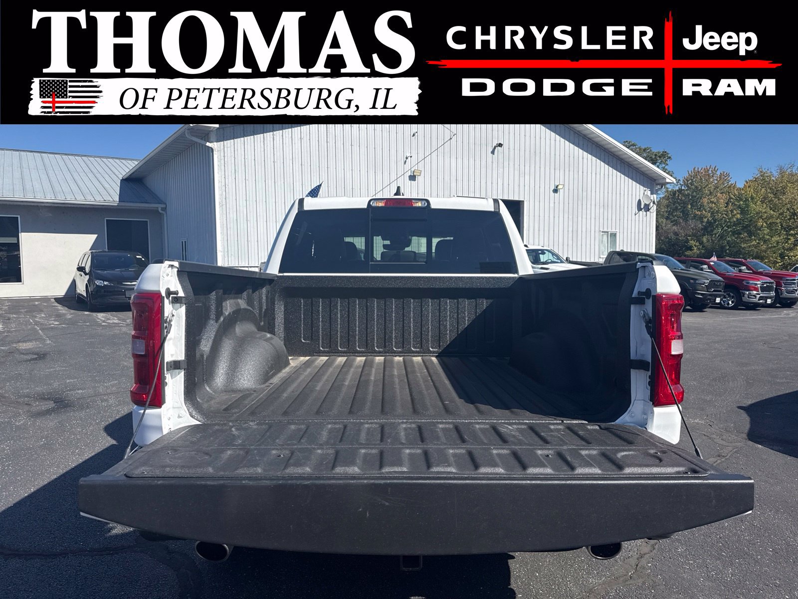 Used 2025 RAM 1500 Laramie AWD/4WD image 28