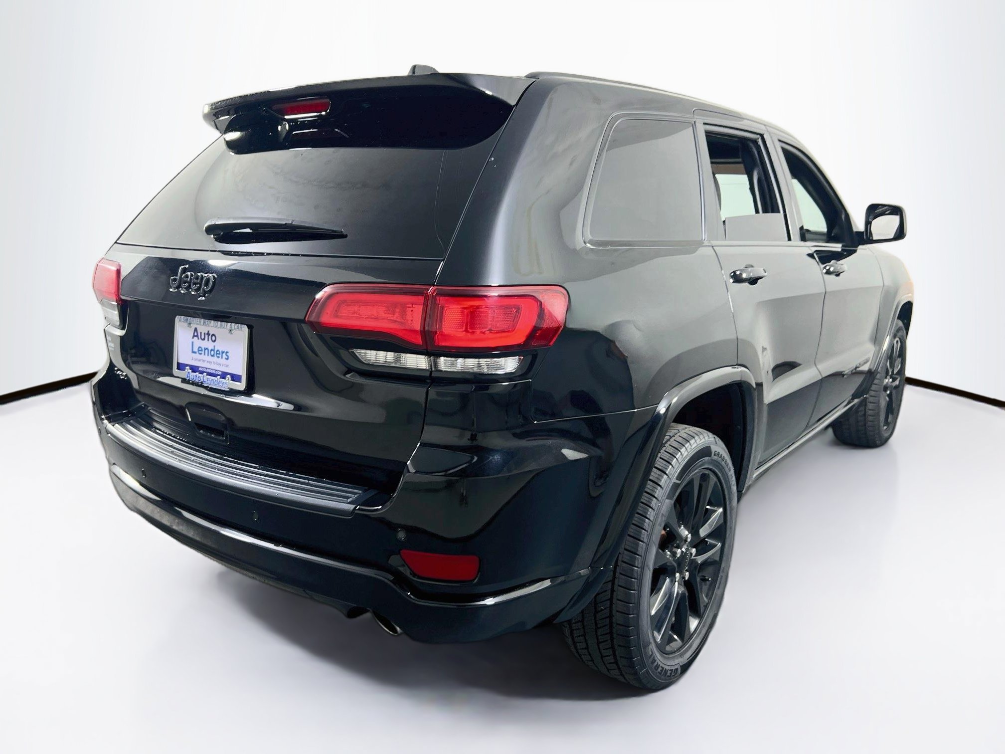 Used 2021 Jeep Grand Cherokee Laredo X AWD/4WD image 5