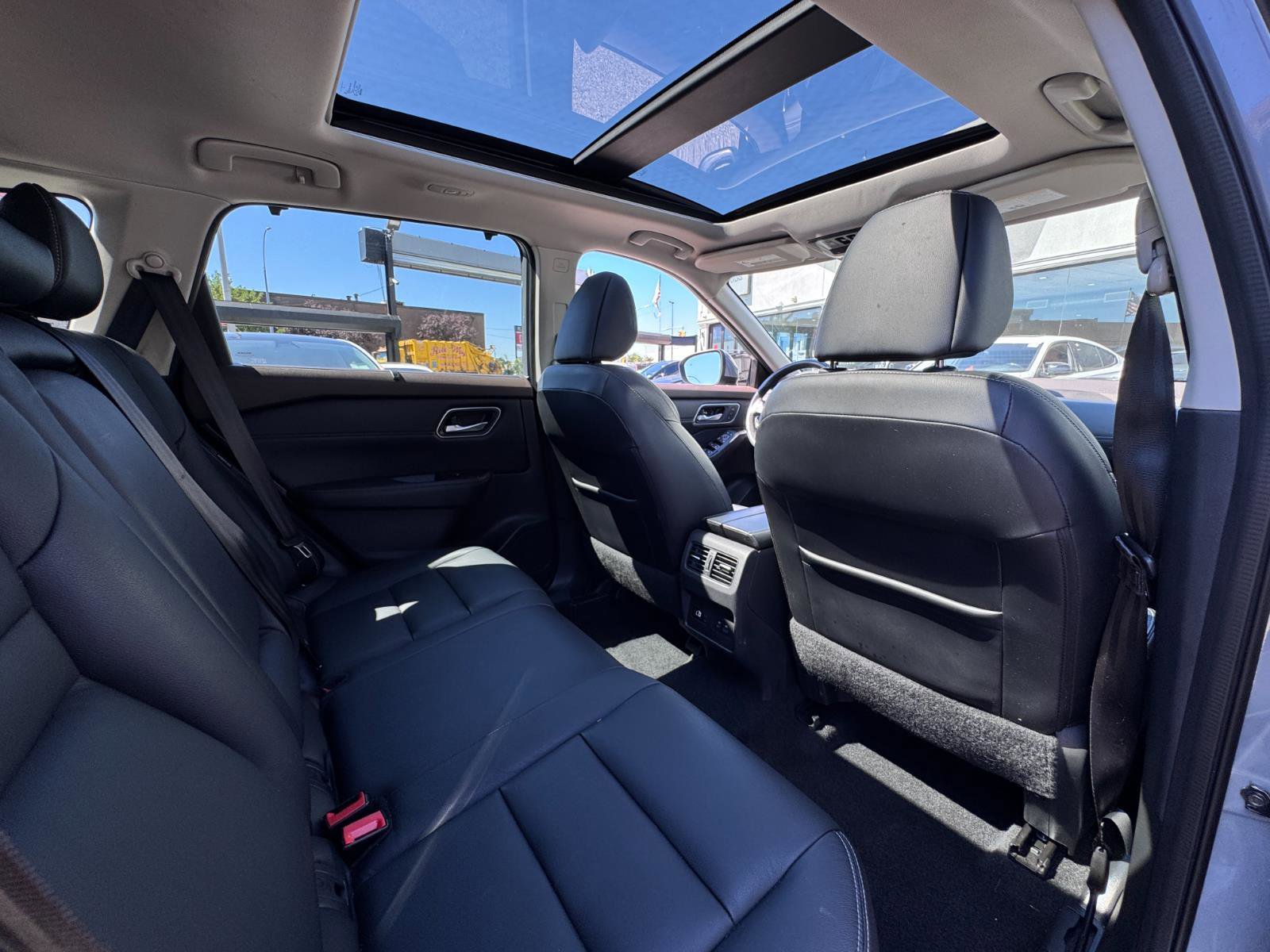 Used 2021 Nissan Rogue SL image 27