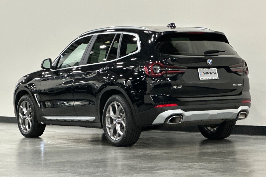 Used 2024 BMW X3 xDrive30i w/ Premium Package w/ZPA AWD/4WD image 6