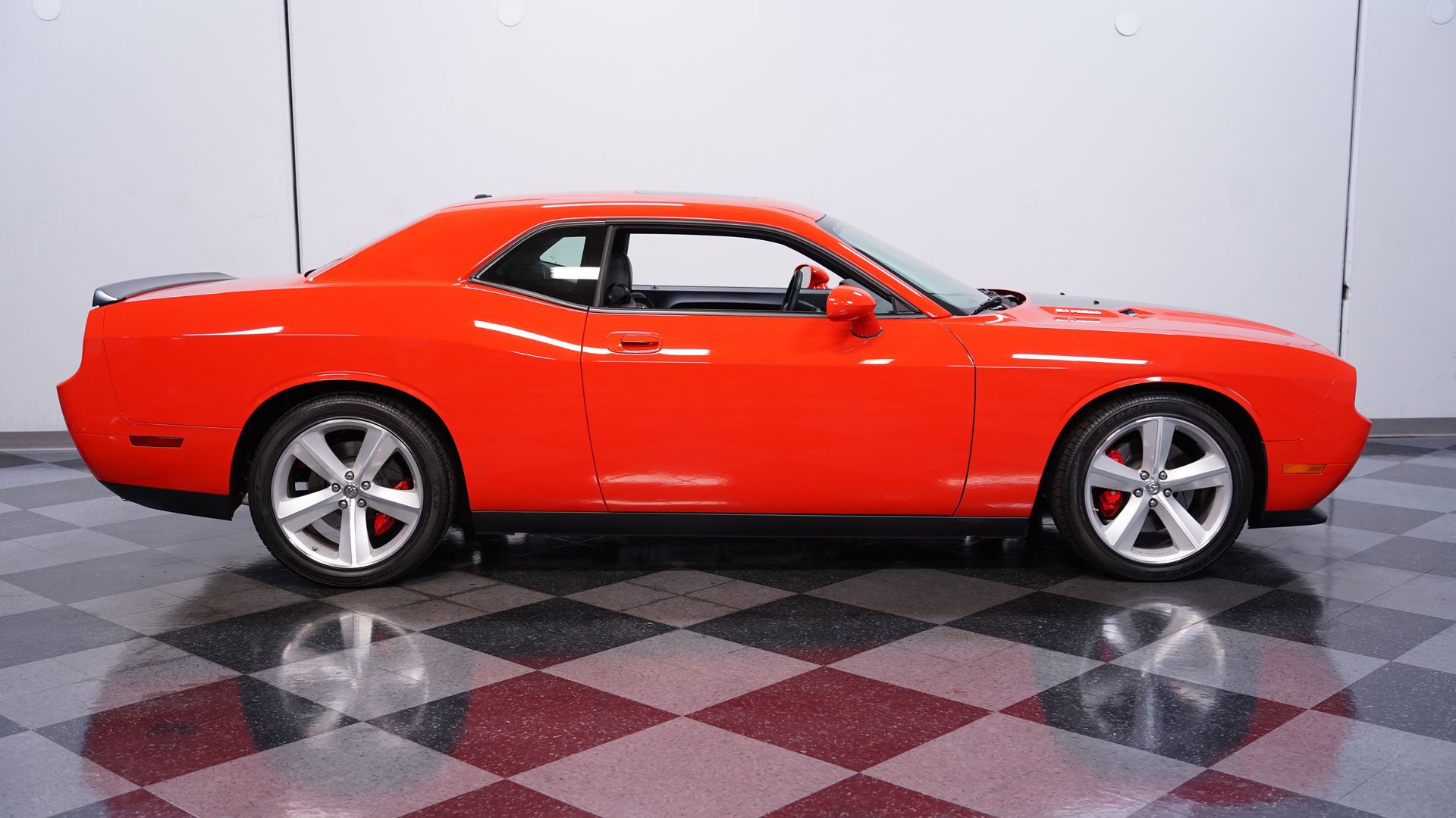 Used 2008 Dodge Challenger SRT8 image 12