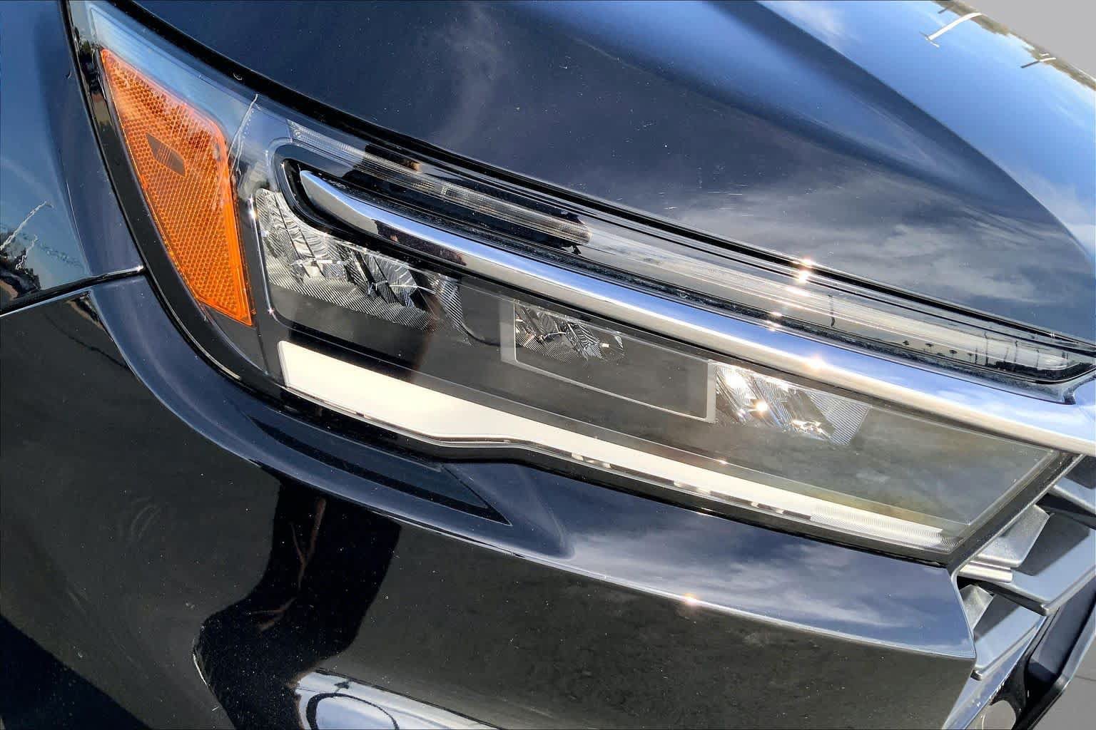 Used 2025 Honda Pilot EX-L image 26