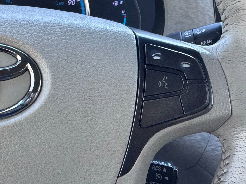 Used 2012 Toyota Sienna Limited w/ Premium Pkg image 9