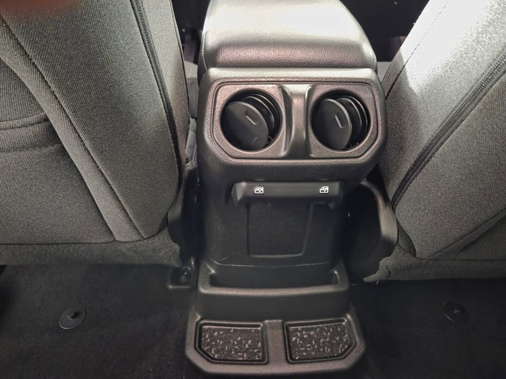 Certified 2025 Jeep Wrangler Willys image 26