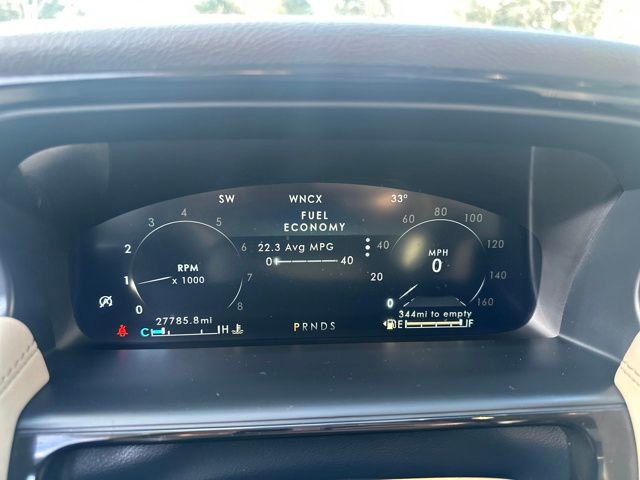 Certified 2023 Lincoln Nautilus AWD w/ Premium Package image 30