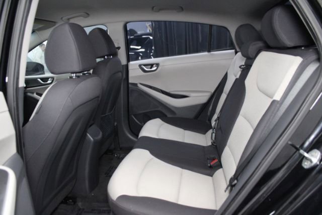 Used 2017 Hyundai Ioniq SEL FWD image 20